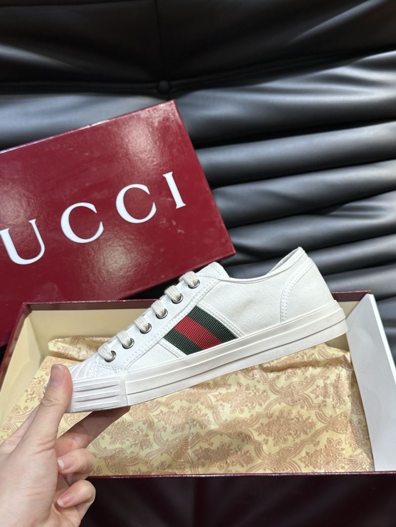 Gucci Low Shoes